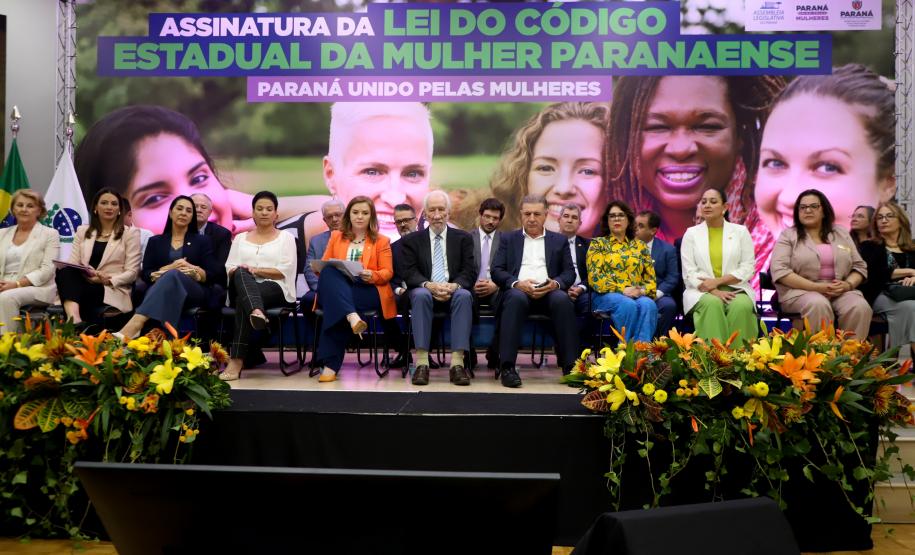 Vice Governador Darci Piana participa do lançamento do código estadual da mulher paranaense.