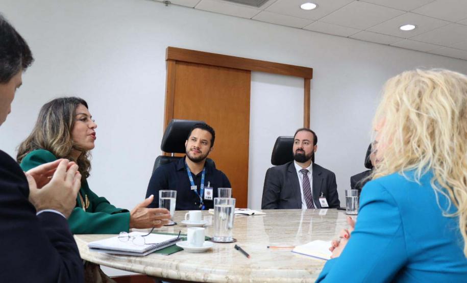 Estado ajuda a viabilizar casamento civil de venezuelanos sem certidão de nascimento