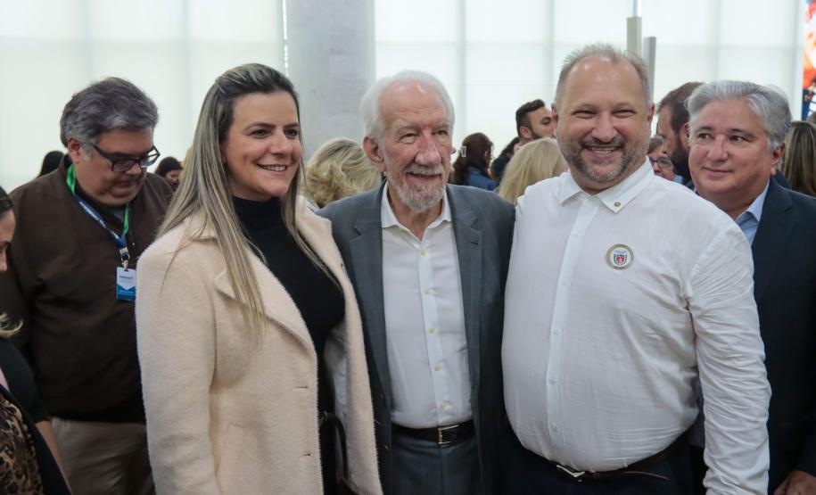 O governador em exercício Darci Piana assina nesta terca-feira (14), repasse de R$ 20.588.583,90 do Fundo Estadual para Infância e Adolescência - FIA/PR para 259 Organizações da Sociedade Civil.