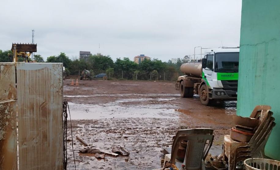 Mais 30 caminhões-pipa do IAT vão se juntar ao comboio de apoio às vítimas das chuvas no RS