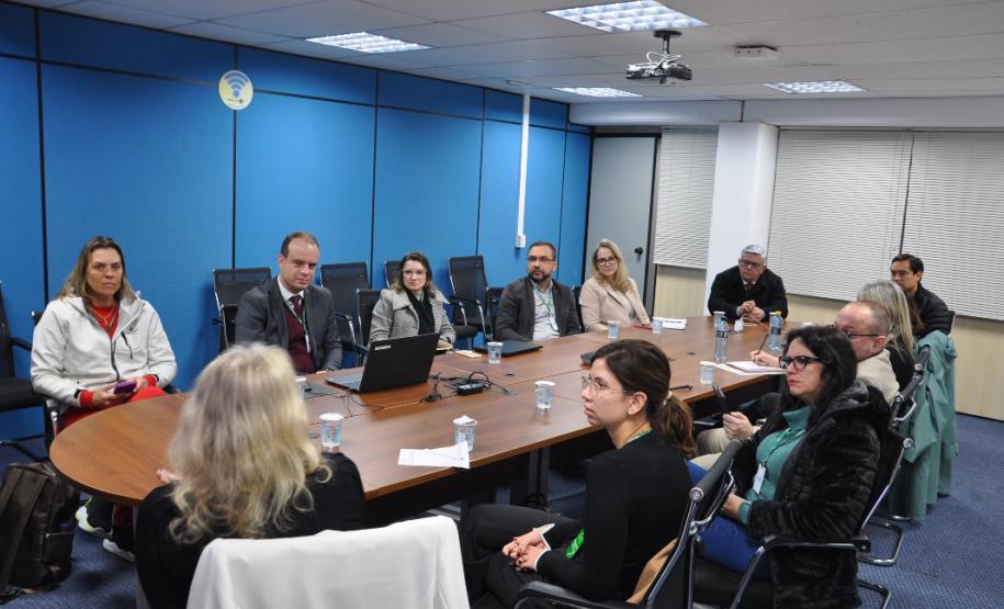 Estado reforça frota das universidades para ações a mulheres, crianças e adolescentes