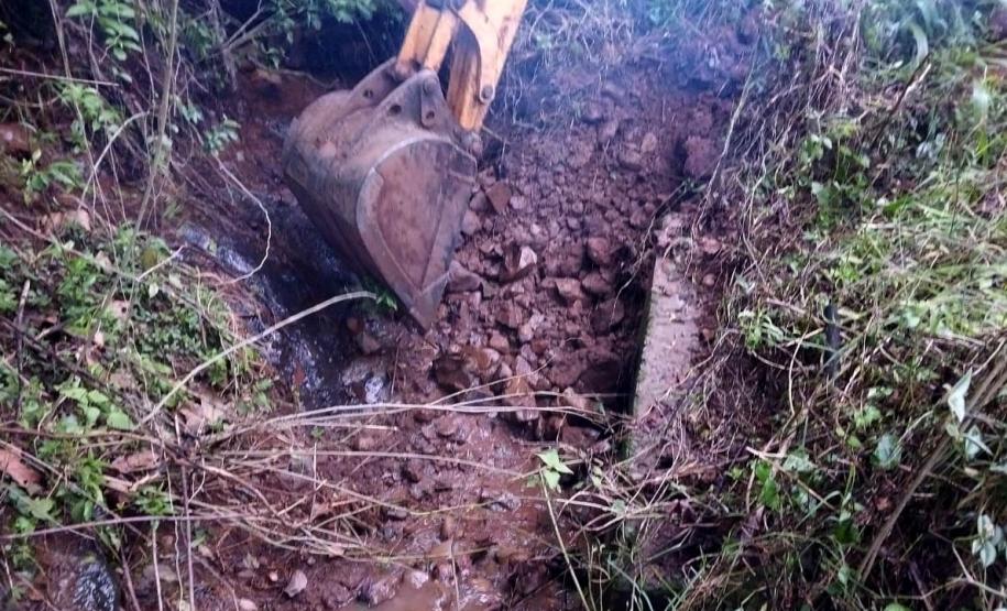 Equipes do DER/PR ajudam a recuperar rodovias de duas cidades no Rio Grande do Sul