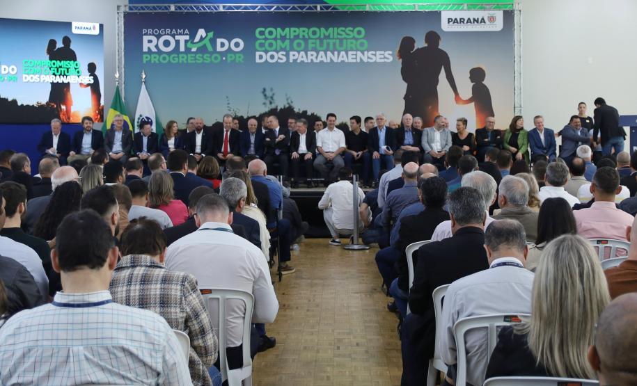 O governador Carlos Massa Ratinho Junior participa nesta quarta-feira (19), do lançamento Programa Rota do Progresso no Palácio Iguaçu.