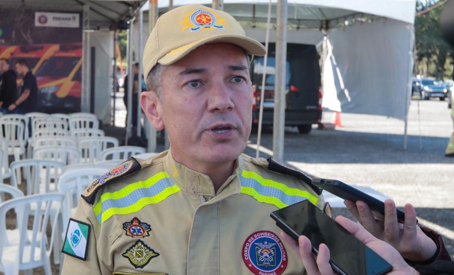 O governador Carlos Massa Ratinho Junior entregou nesta segunda-feira (3) 39 novos veículos para reforçar os trabalhos do Corpo de Bombeiros do Paraná.