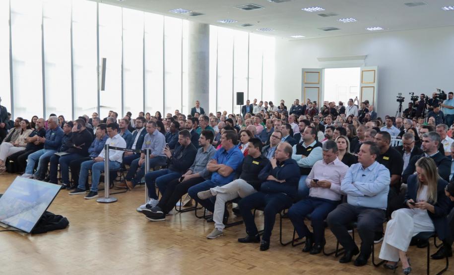 O governador Carlos Massa Ratinho Junior participa nesta quarta-feira (19), do lançamento Programa Rota do Progresso no Palácio Iguaçu.