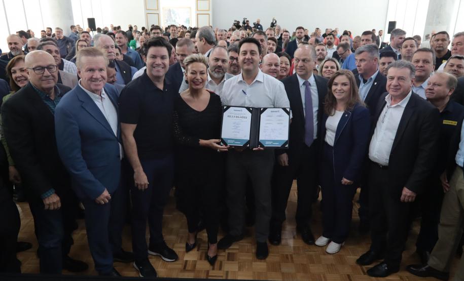 O governador Carlos Massa Ratinho Junior participa nesta quarta-feira (19), do lançamento Programa Rota do Progresso no Palácio Iguaçu.