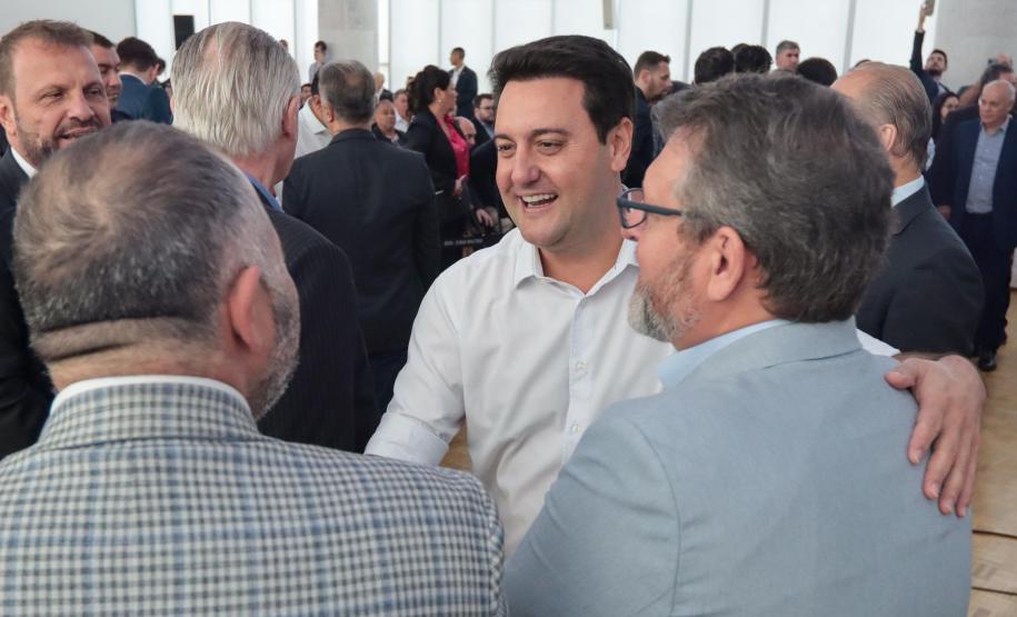 O governador Carlos Massa Ratinho Junior participa nesta quarta-feira (19), do lançamento Programa Rota do Progresso no Palácio Iguaçu.