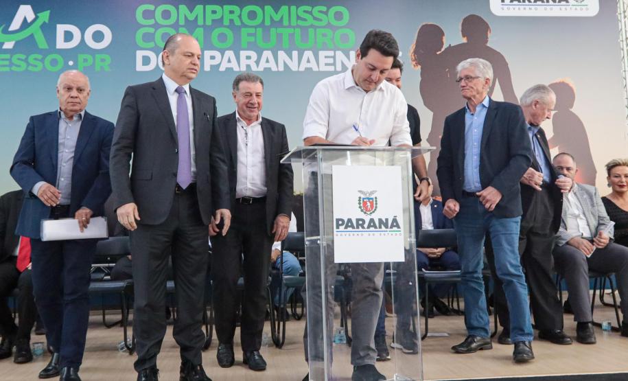 O governador Carlos Massa Ratinho Junior participa nesta quarta-feira (19), do lançamento Programa Rota do Progresso no Palácio Iguaçu.