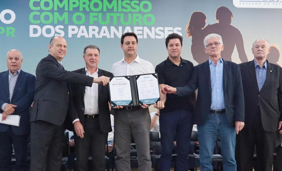 O governador Carlos Massa Ratinho Junior participa nesta quarta-feira (19), do lançamento Programa Rota do Progresso no Palácio Iguaçu.