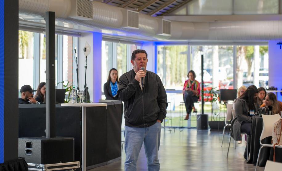 Jucepar orienta mais de 900 gestores públicos sobre o Decreto do Baixo Risco