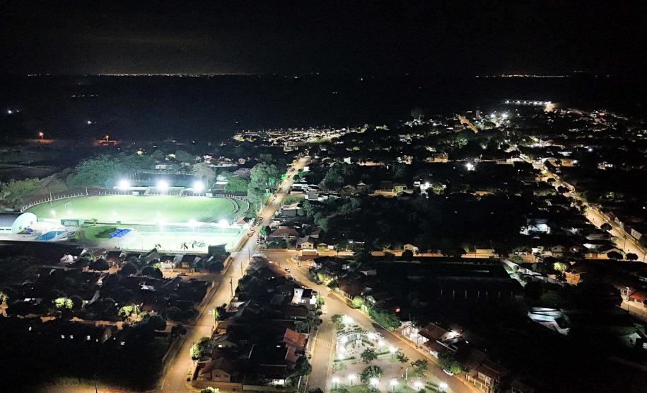 Pela primeira vez, mais de 50% das luminárias dos municípios paranaenses são LED