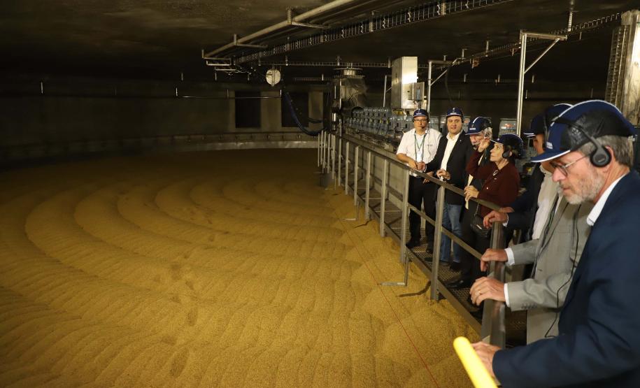 O governador Carlos Massa Ratinho Junior participou da inauguração da Maltaria Campos Gerais, localizada em Ponta Grossa.