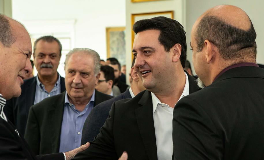 Curitiba, 24 de junho de 2024 - Governador Carlos Massa Ratinho Junior anunciou investimentos de R$ 505 milhões em energia e infraestrutura de gás canalizado para acelarar o crescimento do Paraná.