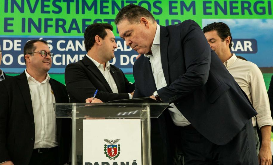 Curitiba, 24 de junho de 2024 - Governador Carlos Massa Ratinho Junior anunciou investimentos de R$ 505 milhões em energia e infraestrutura de gás canalizado para acelarar o crescimento do Paraná.