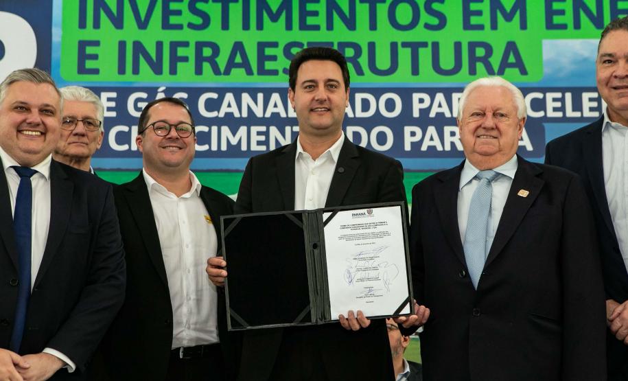 Curitiba, 24 de junho de 2024 - Governador Carlos Massa Ratinho Junior anunciou investimentos de R$ 505 milhões em energia e infraestrutura de gás canalizado para acelarar o crescimento do Paraná.