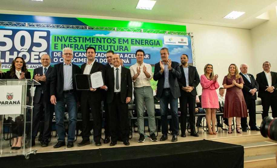 Curitiba, 24 de junho de 2024 - Governador Carlos Massa Ratinho Junior anunciou investimentos de R$ 505 milhões em energia e infraestrutura de gás canalizado para acelarar o crescimento do Paraná.