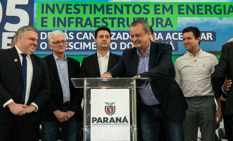 Curitiba, 24 de junho de 2024 - Governador Carlos Massa Ratinho Junior anunciou investimentos de R$ 505 milhões em energia e infraestrutura de gás canalizado para acelarar o crescimento do Paraná.