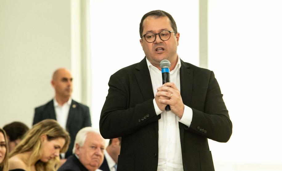 Curitiba, 24 de junho de 2024 - Governador Carlos Massa Ratinho Junior anunciou investimentos de R$ 505 milhões em energia e infraestrutura de gás canalizado para acelarar o crescimento do Paraná.