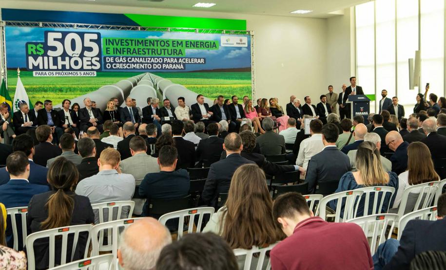 Curitiba, 24 de junho de 2024 - Governador Carlos Massa Ratinho Junior anunciou investimentos de R$ 505 milhões em energia e infraestrutura de gás canalizado para acelarar o crescimento do Paraná.