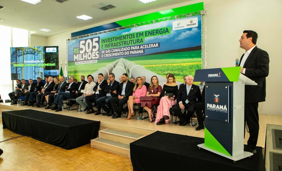 Curitiba, 24 de junho de 2024 - Governador Carlos Massa Ratinho Junior anunciou investimentos de R$ 505 milhões em energia e infraestrutura de gás canalizado para acelarar o crescimento do Paraná.