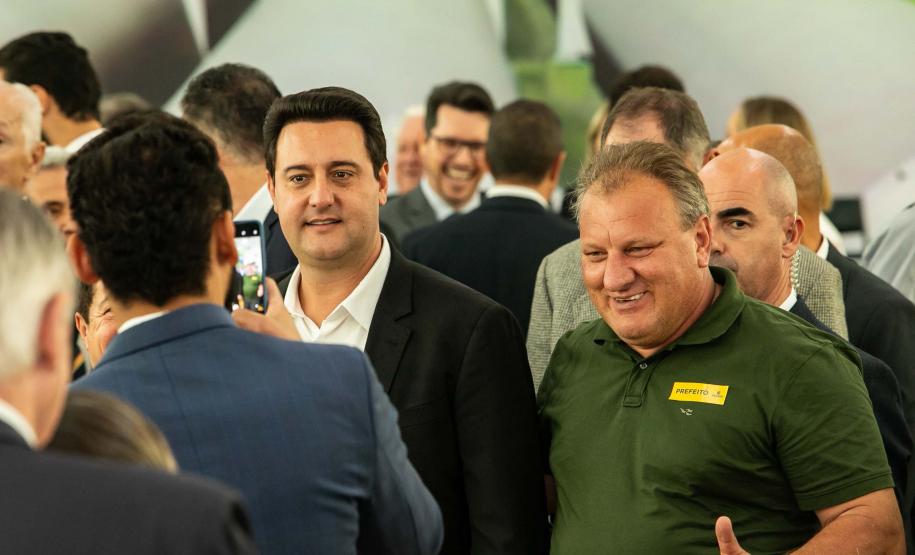 Curitiba, 24 de junho de 2024 - Governador Carlos Massa Ratinho Junior anunciou investimentos de R$ 505 milhões em energia e infraestrutura de gás canalizado para acelarar o crescimento do Paraná.