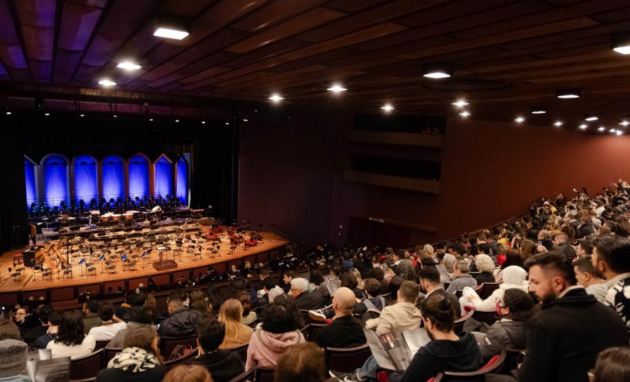 Agenda cultural: Sandra Sá, Magal, Blindagem e mostras no MON movimentam a semana