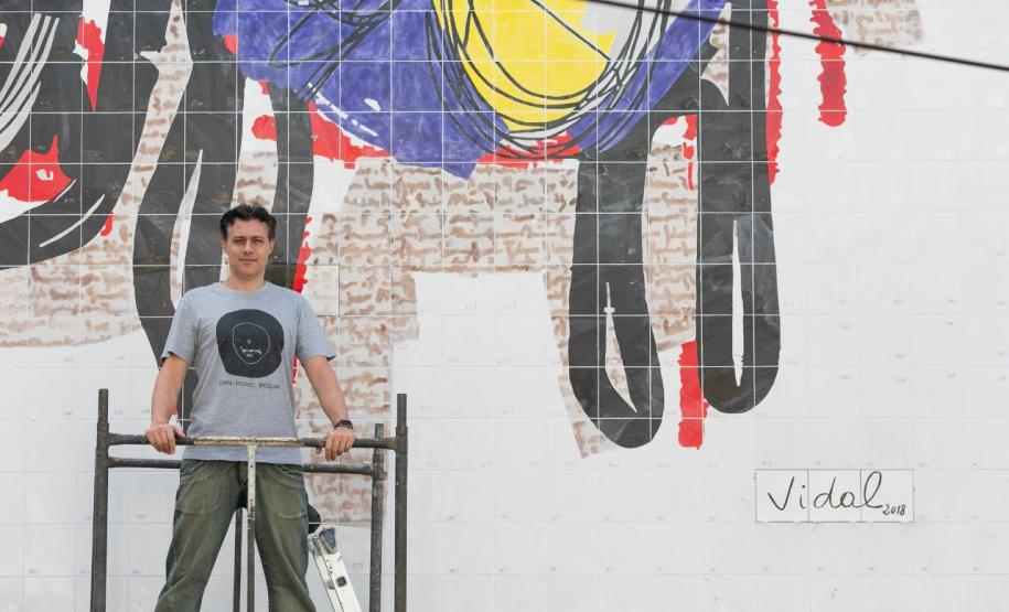 Paris 2024: artistas paranaenses levam seus trabalhos à Casa Brasil durante as Olimpíadas