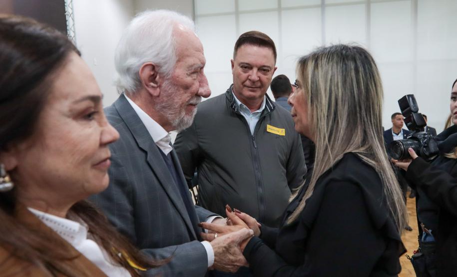 O governador em exercício Darci Piana e o presidente da Sanepar, Wilson Bley, anunciam nesta terça-feira (02) um pacote de investimento em saneamento rural e urbano e distribuição de água, além da conclusão de obras emblemáticas do setor.