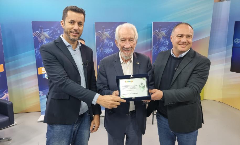 Piana destaca sucesso da 2ª divisão do Paranaense na TV Paraná Turismo em premiação