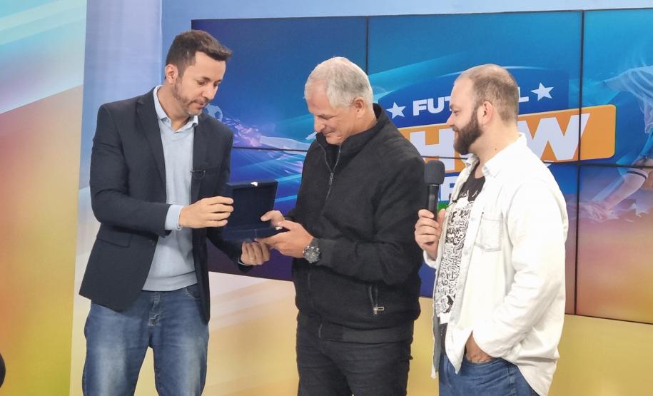 Piana destaca sucesso da 2ª divisão do Paranaense na TV Paraná Turismo em premiação