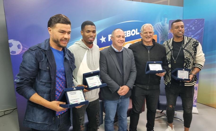 Piana destaca sucesso da 2ª divisão do Paranaense na TV Paraná Turismo em premiação