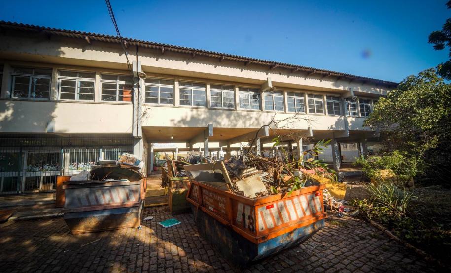 Rio Grande do Sul - Governo do Estado realiza limpeza da Escola Estadual Professora Leopolda Barnewitz. Foto: Pablo Reis/SPGG