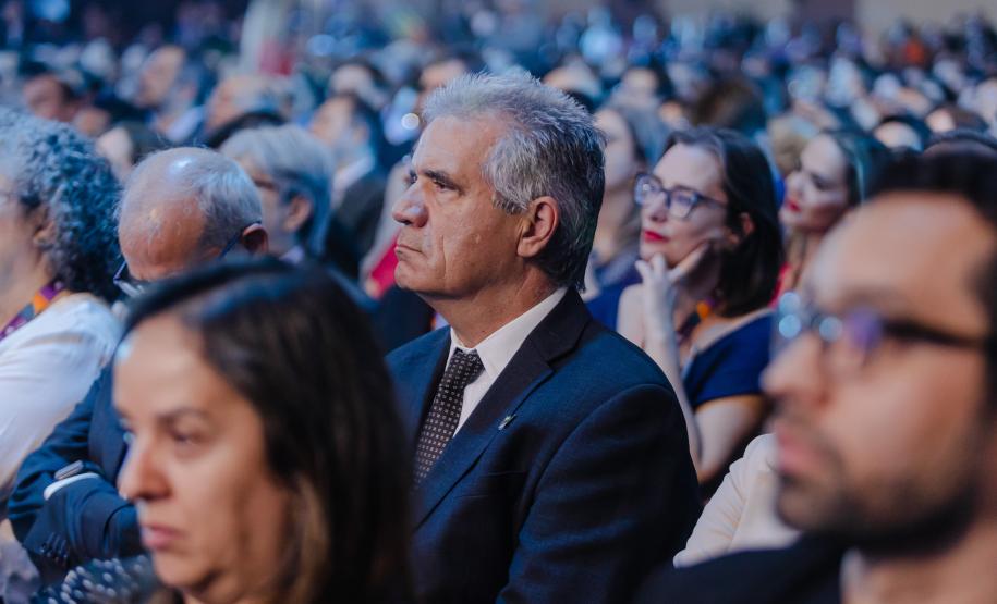 Paraná discute diretrizes para a ciência, tecnologia e inovação em conferência em Brasília