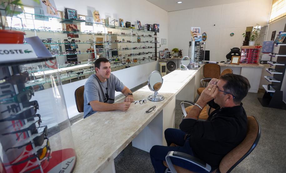 Volume de vendas do comércio no Paraná cresce 4,5% nos 5 primeiros meses do ano