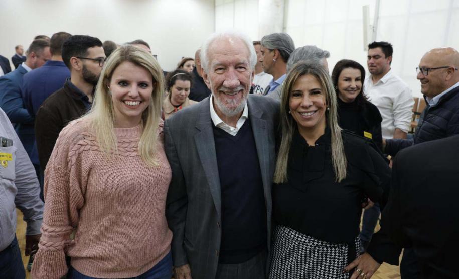 O governador em exercício Darci Piana e o presidente da Sanepar, Wilson Bley, anunciam nesta terça-feira (02) um pacote de investimento em saneamento rural e urbano e distribuição de água, além da conclusão de obras emblemáticas do setor.