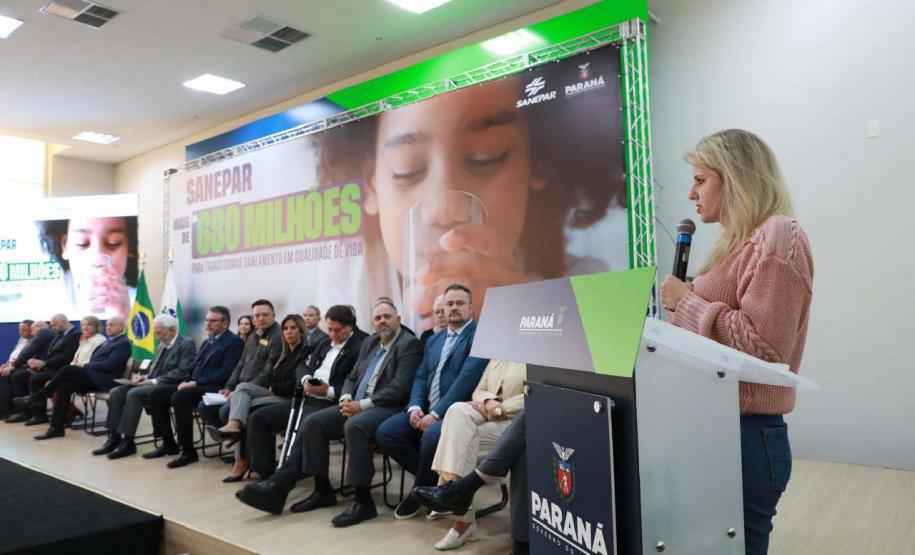 O governador em exercício Darci Piana e o presidente da Sanepar, Wilson Bley, anunciam nesta terça-feira (02) um pacote de investimento em saneamento rural e urbano e distribuição de água, além da conclusão de obras emblemáticas do setor.