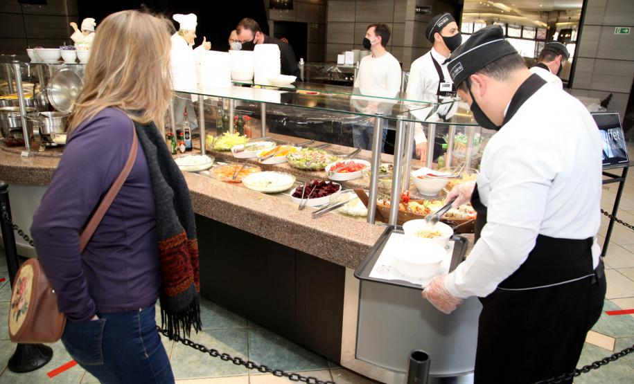 Com R$ 156 bilhões, Paraná tem a maior receita bruta de serviços do Sul do Brasil