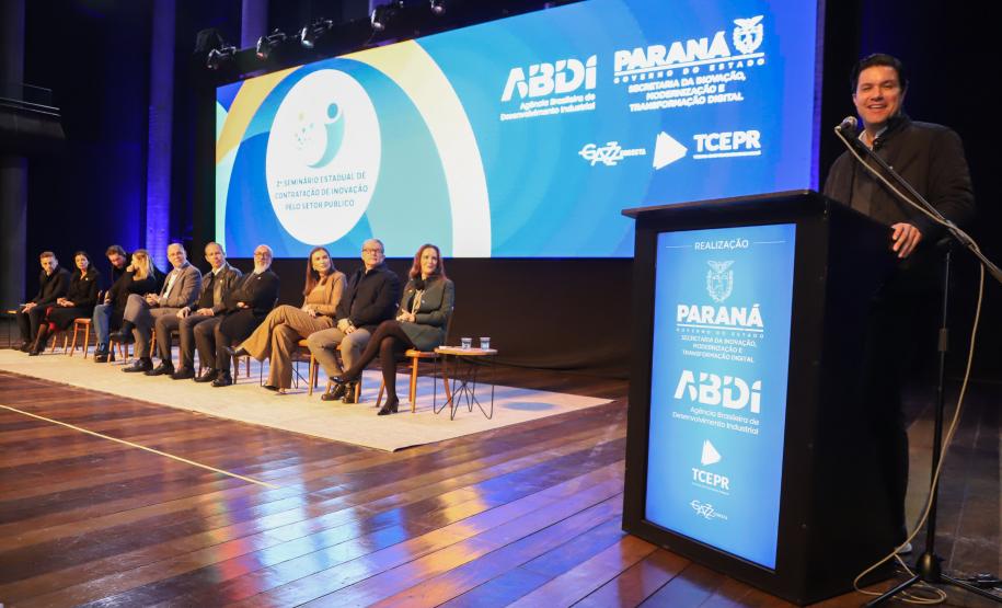 O Governo do Estado, por meio da Secretaria da Inovação, Modernização e Transformação Digital (SEI), apresentou nesta terça-feira (13) novidades voltadas à inovação: a criação de um novo hub para Govtechs e um acordo de colaboração com a Agência Brasileira de Desenvolvimento Industrial (ABDI), do governo federal, que dará apoio técnico especializado para futuras contratações do Estado em Pesquisa e Desenvolvimento (P&D).