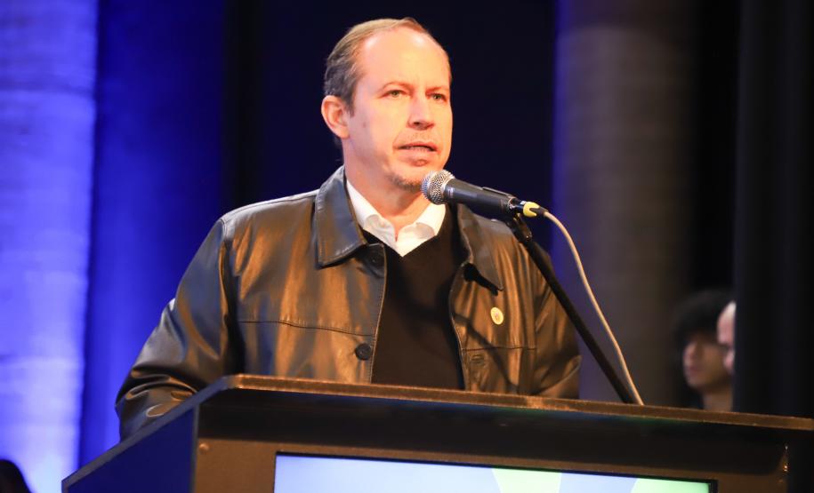 O Governo do Estado, por meio da Secretaria da Inovação, Modernização e Transformação Digital (SEI), apresentou nesta terça-feira (13) novidades voltadas à inovação: a criação de um novo hub para Govtechs e um acordo de colaboração com a Agência Brasileira de Desenvolvimento Industrial (ABDI), do governo federal, que dará apoio técnico especializado para futuras contratações do Estado em Pesquisa e Desenvolvimento (P&D).