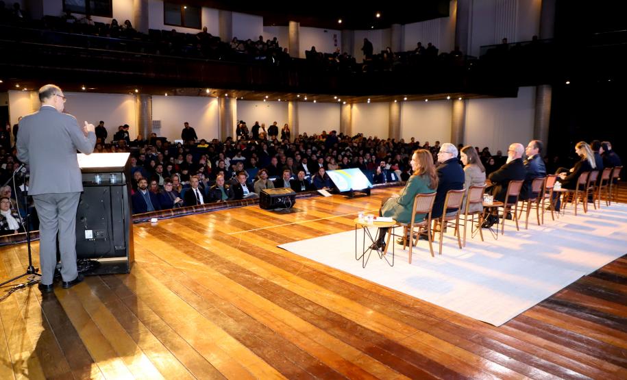 O Governo do Estado, por meio da Secretaria da Inovação, Modernização e Transformação Digital (SEI), apresentou nesta terça-feira (13) novidades voltadas à inovação: a criação de um novo hub para Govtechs e um acordo de colaboração com a Agência Brasileira de Desenvolvimento Industrial (ABDI), do governo federal, que dará apoio técnico especializado para futuras contratações do Estado em Pesquisa e Desenvolvimento (P&D).