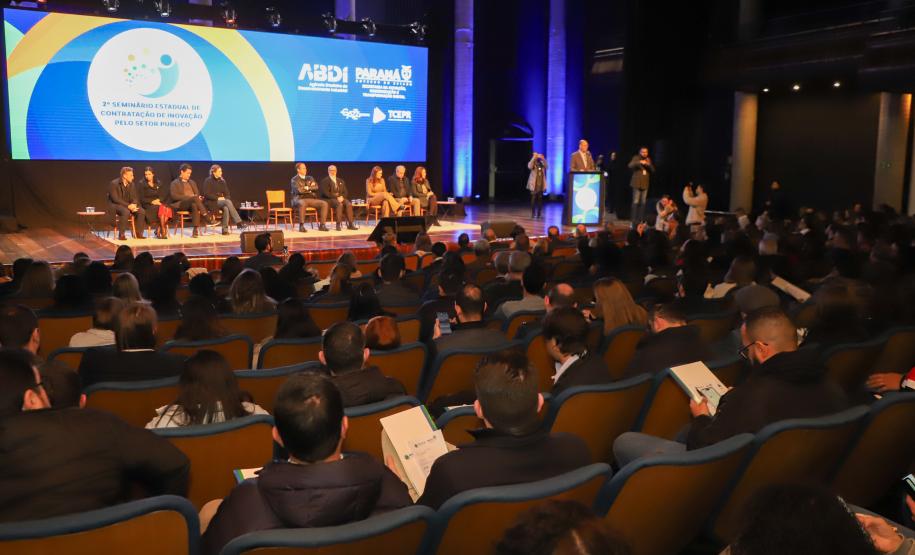O Governo do Estado, por meio da Secretaria da Inovação, Modernização e Transformação Digital (SEI), apresentou nesta terça-feira (13) novidades voltadas à inovação: a criação de um novo hub para Govtechs e um acordo de colaboração com a Agência Brasileira de Desenvolvimento Industrial (ABDI), do governo federal, que dará apoio técnico especializado para futuras contratações do Estado em Pesquisa e Desenvolvimento (P&D).