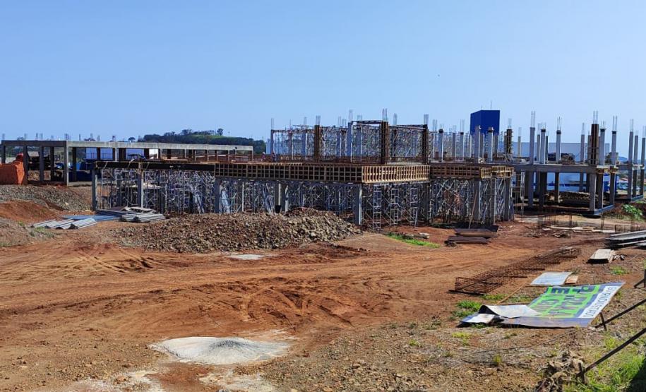 Ambulatório Médico de Especialidades (AME) Universitário de Ponta Grossa já atingiu 36% de execução da obra.