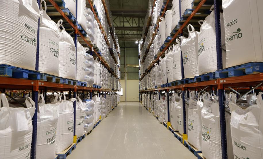 Campo Mourão, 16 de agosto de 2024 - O governador Carlos Massa Ratinho Junior participa da inauguração da indústria de rações e do lançamento da pedra fundamental da indústria de etanol e milho da Coamo em Campo Mourão.