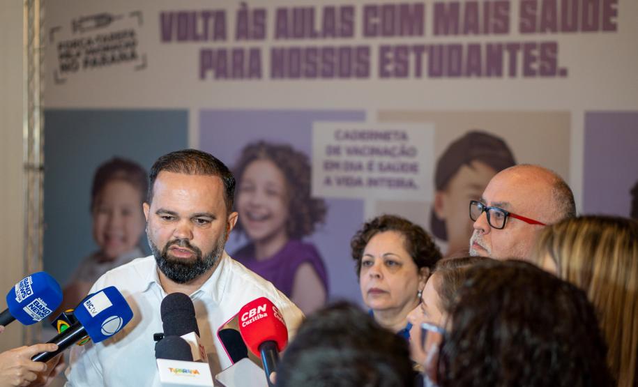 Governo reforça campanha de vacinação nas escolas do Paraná a partir de segunda-feira