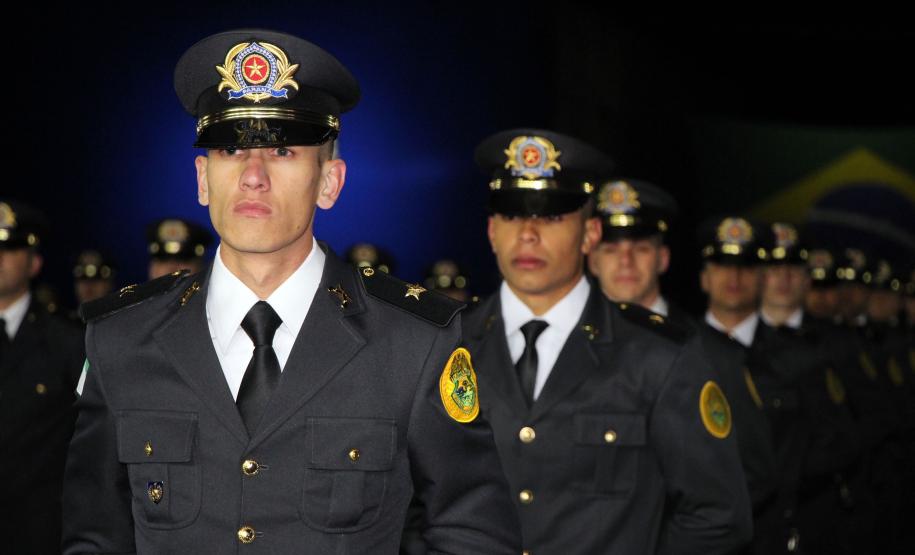 Governador Ratinho Junior autoriza promoção de 106 PMs e 20 bombeiros militares