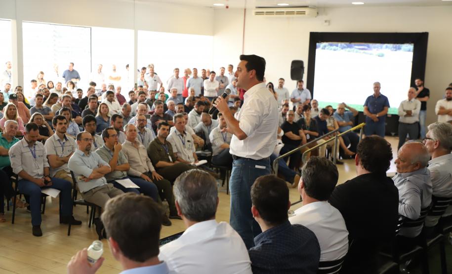 Governador lança programa de irrigação no campo com juros subsidiados pelo Estado