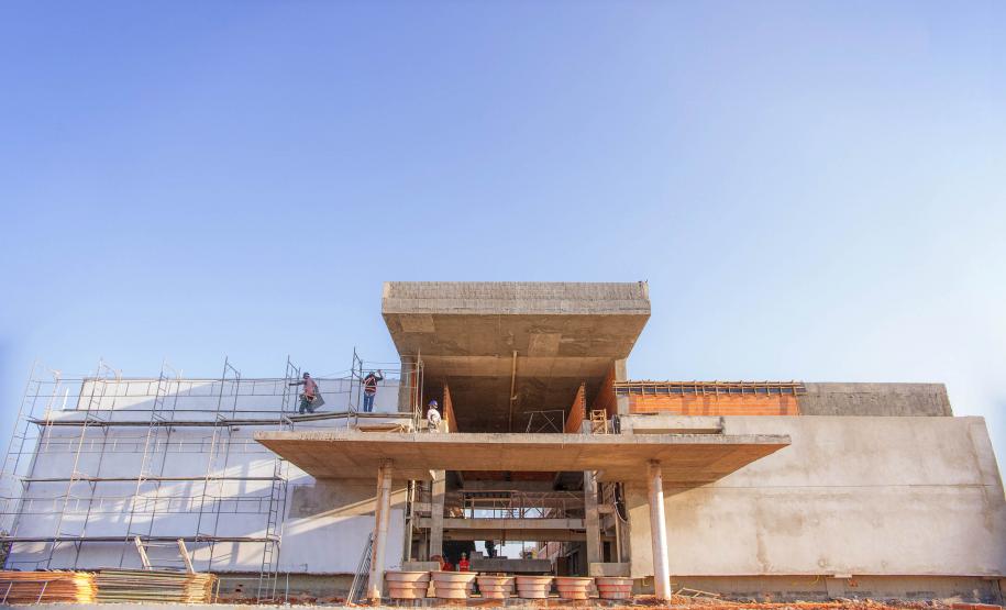 Ambulatório Médico de Especialidades (AME) Universitário de Ponta Grossa já atingiu 36% de execução da obra.