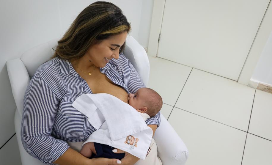 Rede de aleitamento materno e hospitais certificados ajudam milhares de bebês todos os anos - A Secretaria de Estado da Saúde (Sesa) possui a Rede Estadual de Bancos de Leite Humano, que atualmente conta com 15 bancos de leite humano (BLH) e 15 postos de coleta (PCLH) em todo Estado