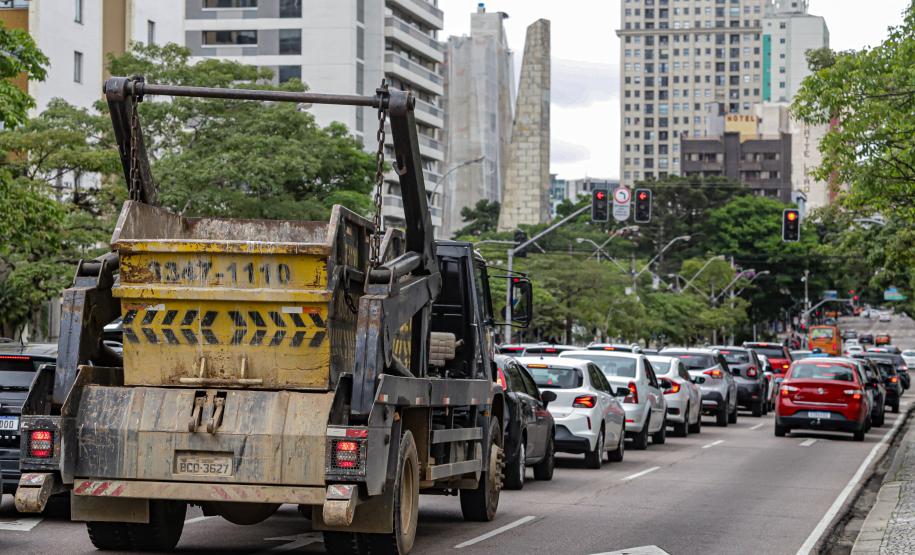 Com R$ 156 bilhões, Paraná tem a maior receita bruta de serviços do Sul do Brasil
