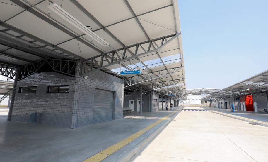 Ratinho Junior inaugura novo terminal metropolitano de São José dos Pinhais
